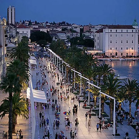 Onyx Апартаменты Сплит